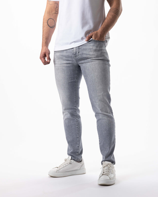 IOS JEANS - LIGHT GREY USED