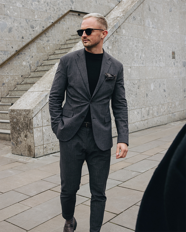 IOS JACKET - DARK GREY