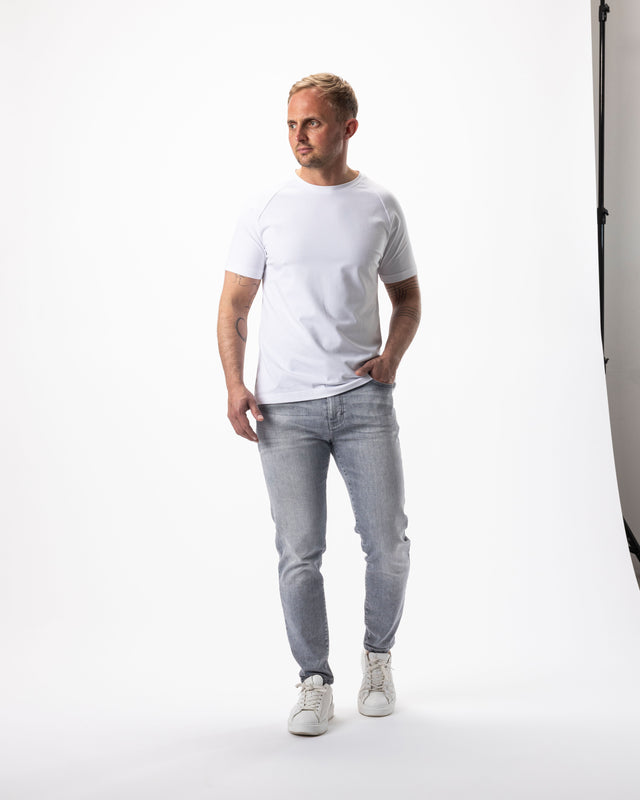 IOS JEANS - LIGHT GREY USED