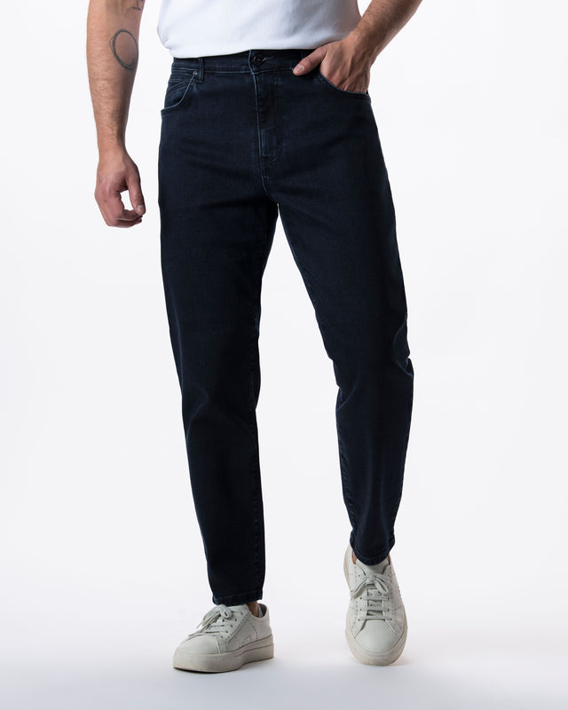 IOS JEANS - DARK BLUE CLEAN WASH