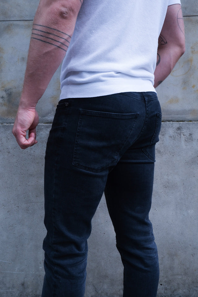 IOS JEANS - DARK GREY USED